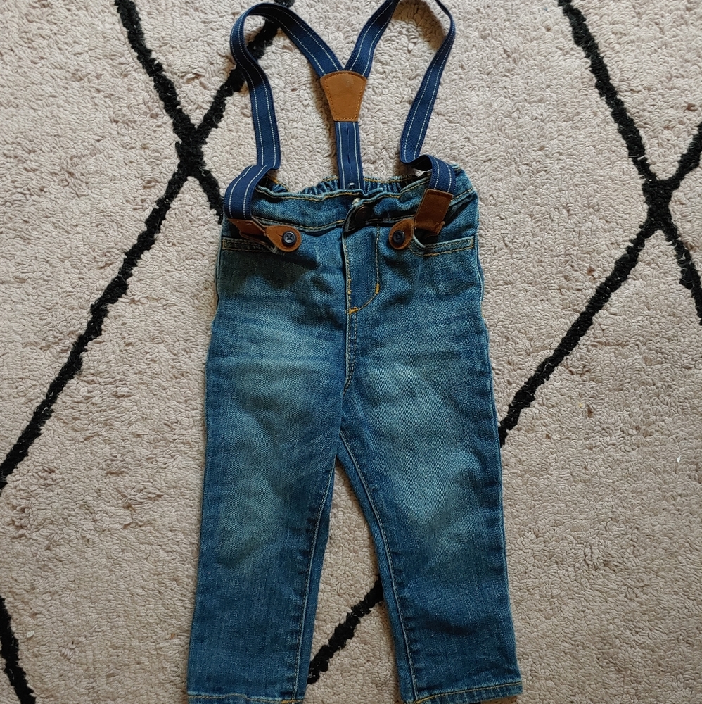 OshKosh B'gosh toddler jeans with suspenders 18m